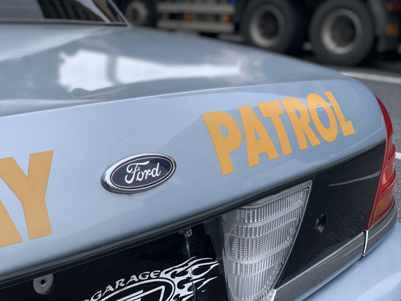 マーキュリー グランドマーキー ポリスカー仕様 中古車 情報 ガレージダイバン